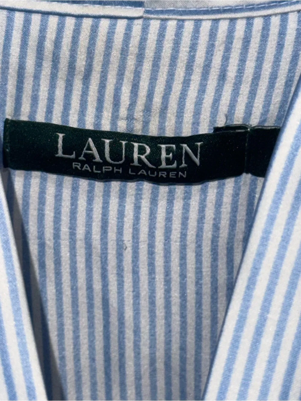 NWT- Ralph Lauren blue striped paisley trim belted robe. Small.
